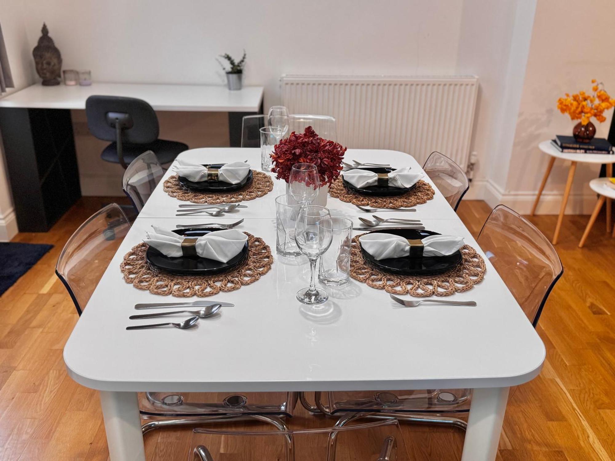 Modern 1-Bed Apt 30Min To Central London & Parking Buitenkant foto